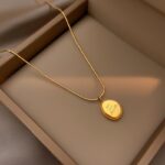 Light Luxury Letter Necklace - Titanium Steel Elegant Clavicle Chain