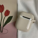 Princess Bow Pearl Shell Wireless Earbuds Case - Image 3