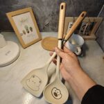 Cream Silicone Non-Stick Spatula and Ladle Kitchen Utensil Set - Image 9