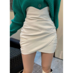 Ruched Faux Leather Mini Skirt – Slimming & Trendy High-Waist Design