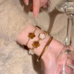 Floral Bracelet for Women – Elegant Chinese Style Adjustable Bangle