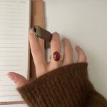 Retro Red Crystal Open Ring – Adjustable Luxury Ring - Image 2