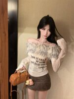 Retro Off-Shoulder Letter Print Patchwork Long Sleeve Top - Image 10