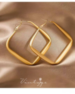 Gold Metal Hoop Earrings – Retro Elegant Design - Image 6