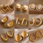 Gold Metal Hoop Earrings – Retro Elegant Design - Image 2