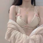 Sweet Lace Wireless Minimizer Bra Set for Fuller Bust - Image 7