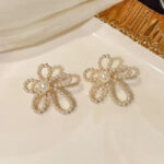 French retro pearl earrings new high-end earrings - Image 9