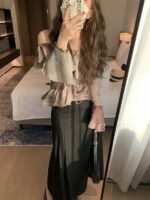 French Retro Floral Ruffle Off Shoulder Crop Top - Image 6