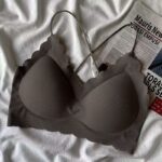 Seamless Wireless Back Beauty Sports Bra - Image 3