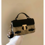 Retro Versatile Women’s Handbag & Crossbody