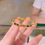 Gold Clover Motif Minimalist Bangle Bracelet - Image 8