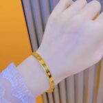 Gold Clover Motif Minimalist Bangle Bracelet - Image 10